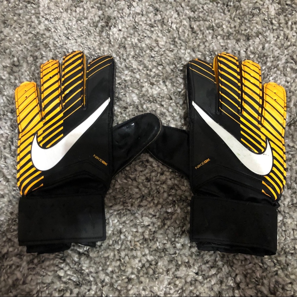 Nike Goalie Gloves